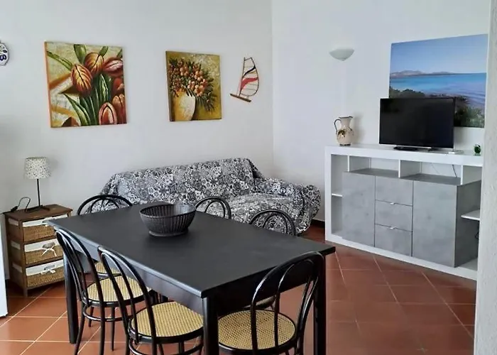La Misuaglia N302 Daire Isola Rossa (Sassari)